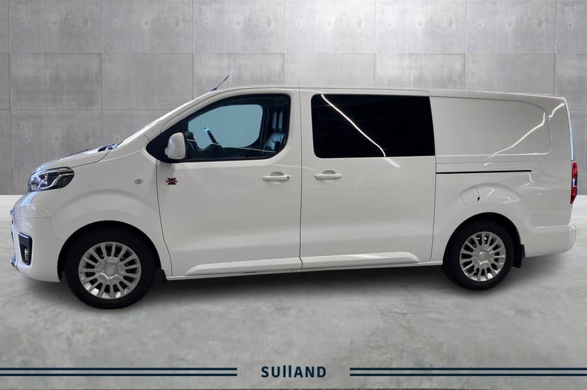 Bilde 2 av Toyota Proace 4x4, Comfort L2 Lang  - Lazer Lys, Innredning