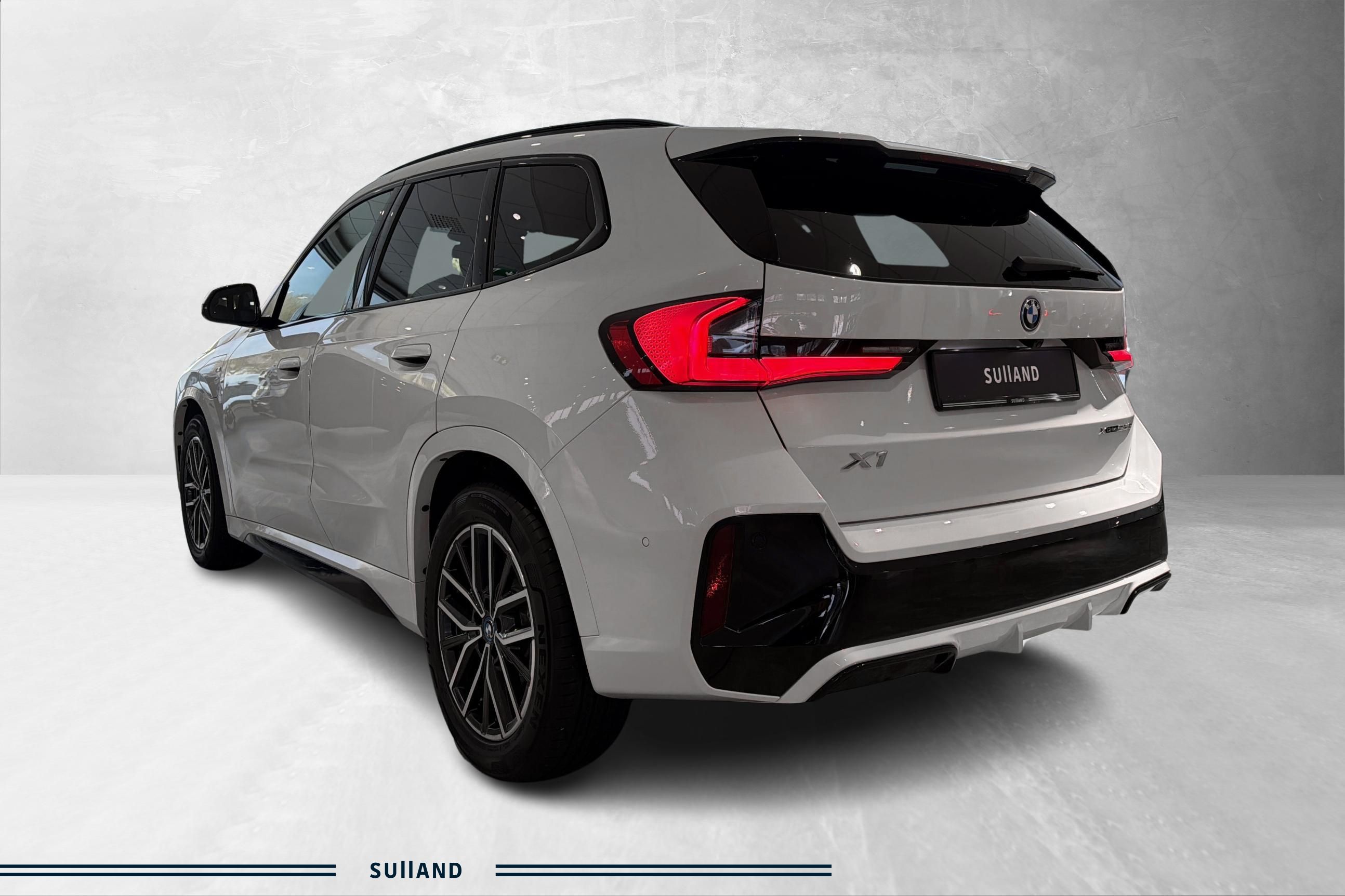 Thumnail bilde 2 av BMW X1 xDrive25e