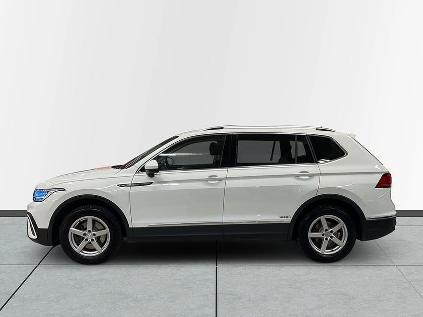 Bild 4 av Volkswagen Tiguan Allspace 7-sätes 2.0 7-Sitsig/Moms/Drag/Kamera/SoV/Ad.fart