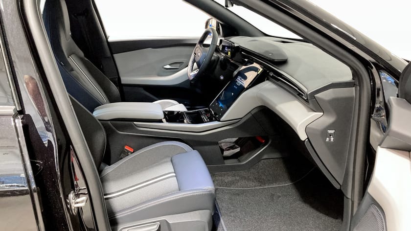 Bild 3 av Ford Capri EV Extended Range RWD Premium Long 286hk Demo Ladda gratis för 15 000:-