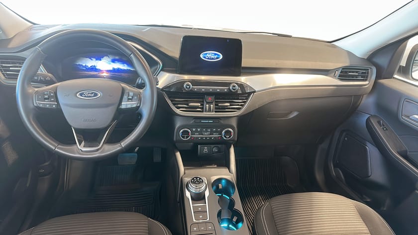 Bild 4 av Ford Kuga Plug-In Hybrid Titanium 225hk Vinterpaket Plug in