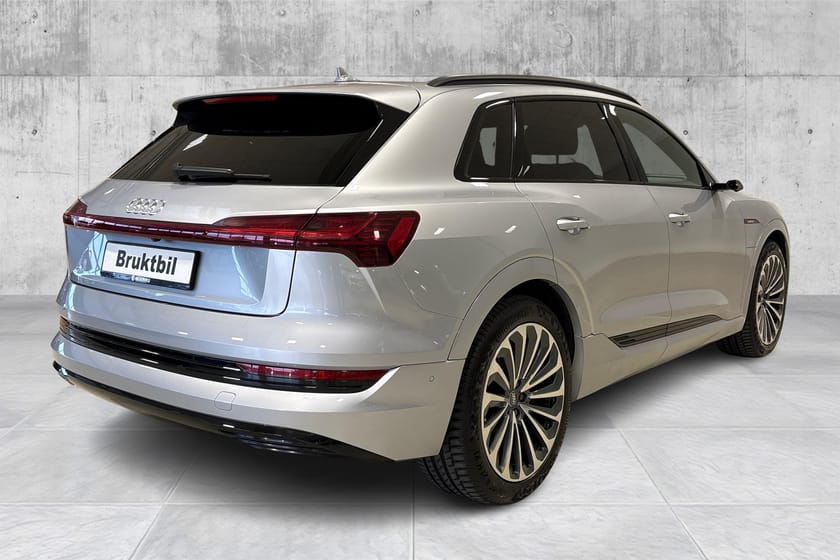 Bilde 5 av Audi e-tron 50 quattro Adv Krok/B&O/Luft/21"/HUD/360°/Sort-optikk