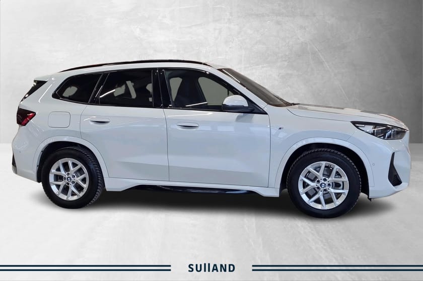 Bilde 5 av BMW iX1 xDrive30 Fully Charged/Panoramatak/Utvidet assistent pakke!