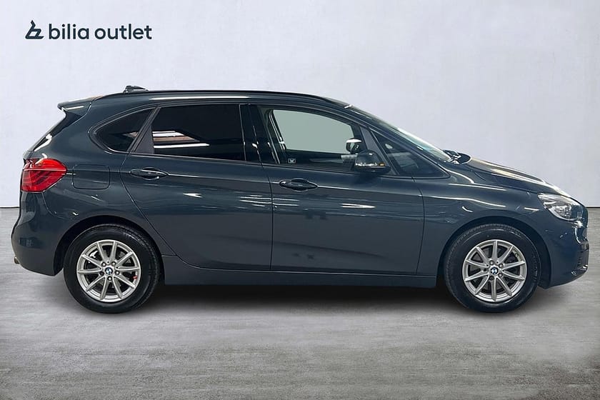 Bild 5 av BMW 220i Active Tourer 220 Advantage 192hk Drag Backkamera