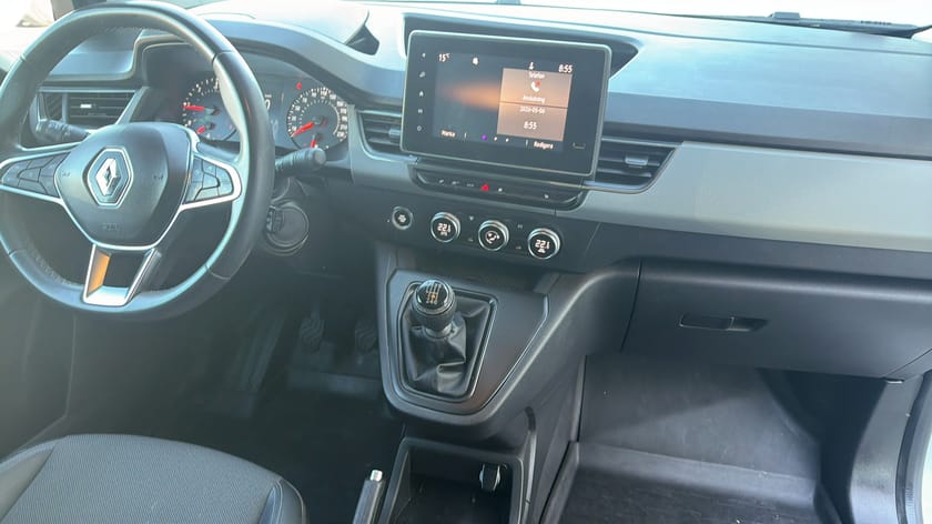 Bild 4 av Renault Kangoo Skåpbil L1 1,5L 115Hk Värmare/Inredning skåp
