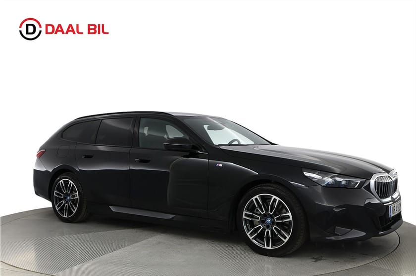 Bild 4 av BMW i5 eDrive40 Touring 340HK M-SPORT ACTIVE LAUNCH EDT DRAG