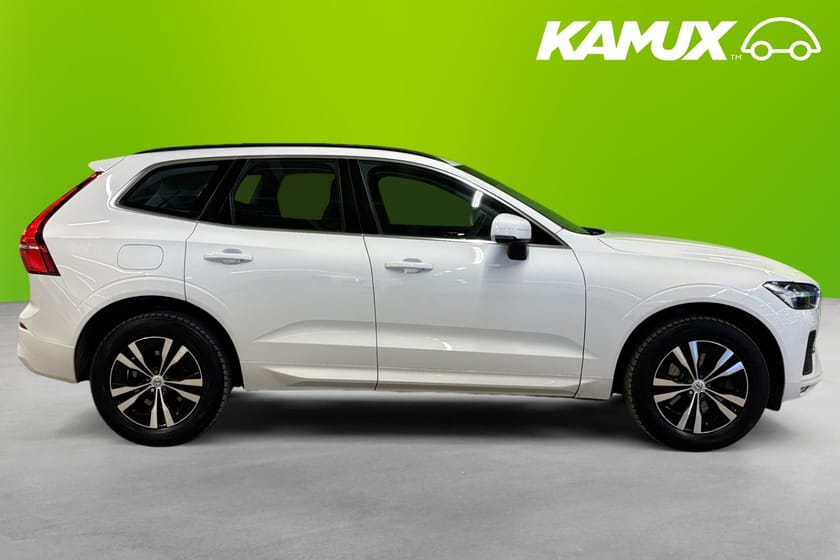 Bild 2 av Volvo XC60 B4 AWD Momentum Kamera Navi 197hk