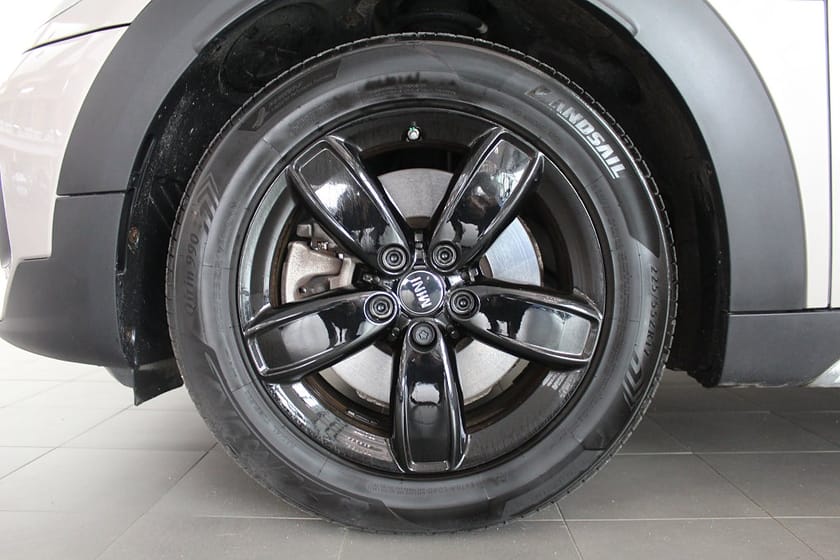 Bild 4 av MINI Countryman Cooper SE ALL4 Komfortöppning Nav Backkamera 4,95% ränta