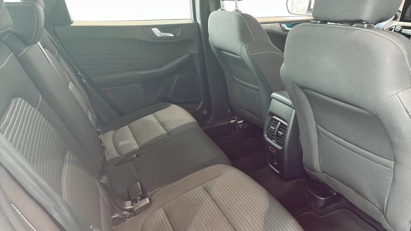 Bild 5 av Ford Kuga Titanium Ecoboost 150hk  1.5 Manuell