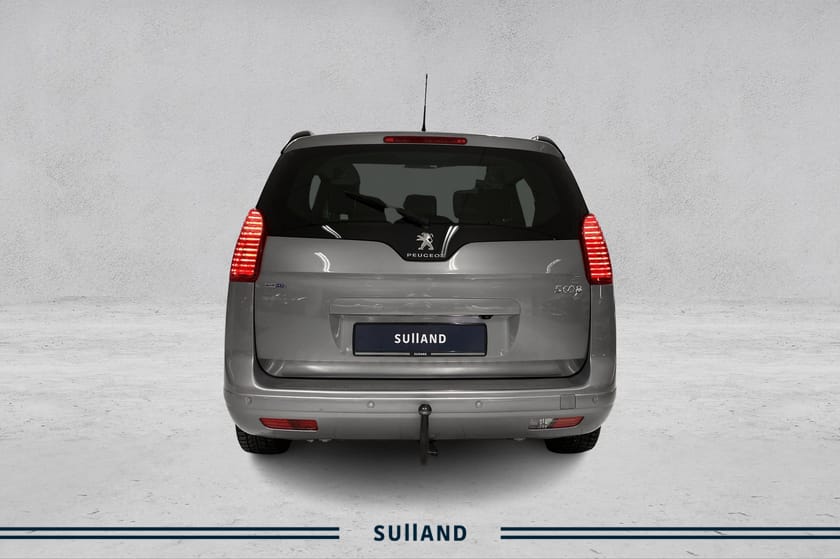 Bilde 4 av Peugeot 5008 7-Seater Allure 1,6 BlueHDi 120hk aut 7s | Krok | Påkostet |