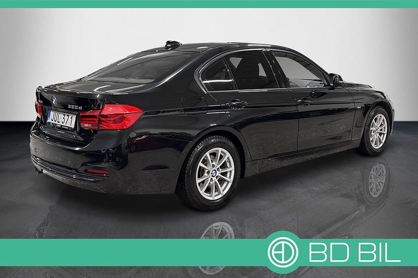 Bild 4 av BMW 320d xDrive Sedan 320 D LCI SPORTLINE HIFI NAVI PRO TVÅ BRUKARE