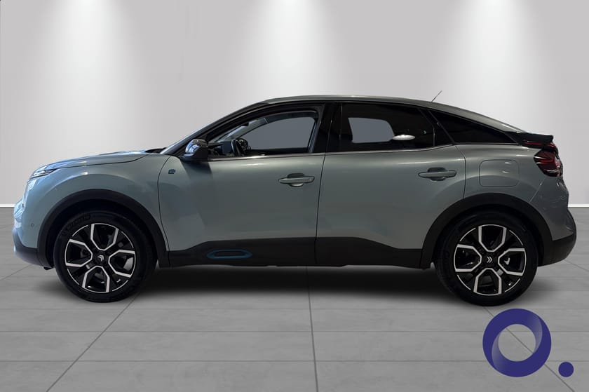 Bilde 2 av Citroën ë-C4 Shine 136 hk / Komfortpakke/Soltak/ Navigasjon /Skinn