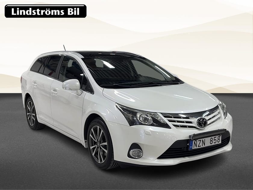 Bild 3 av Toyota Avensis Kombi 2.2 Executive Vhjul Värmare *PÅ VÄG IN*