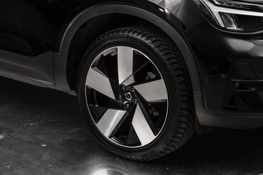 Bilde 2 av Volvo XC40 Recharge Twin motor Ultimate AWD KROK/SOLTAK/KAMERA 360° ++