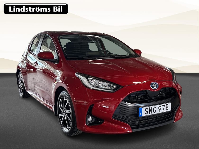Bild 3 av Toyota Yaris Hybrid 1.5 Active Plus Sommar/Vinterhjul