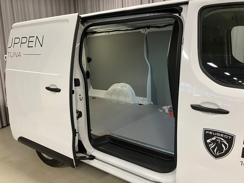 Bild 4 av Peugeot e-Expert 75kWh L3 (lång)