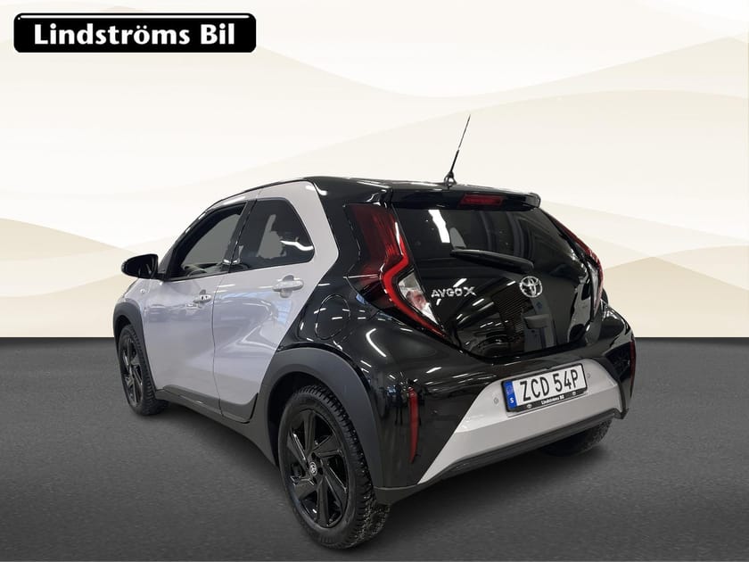 Bild 4 av Toyota Aygo X JBL Limited Edition 1.0 72hk V-Hjul Moms