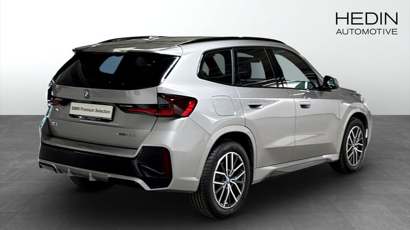 Bild 2 av BMW X1 xDrive25e M Sport xDrive 25e Comfort Access Elstolar Rattvärme