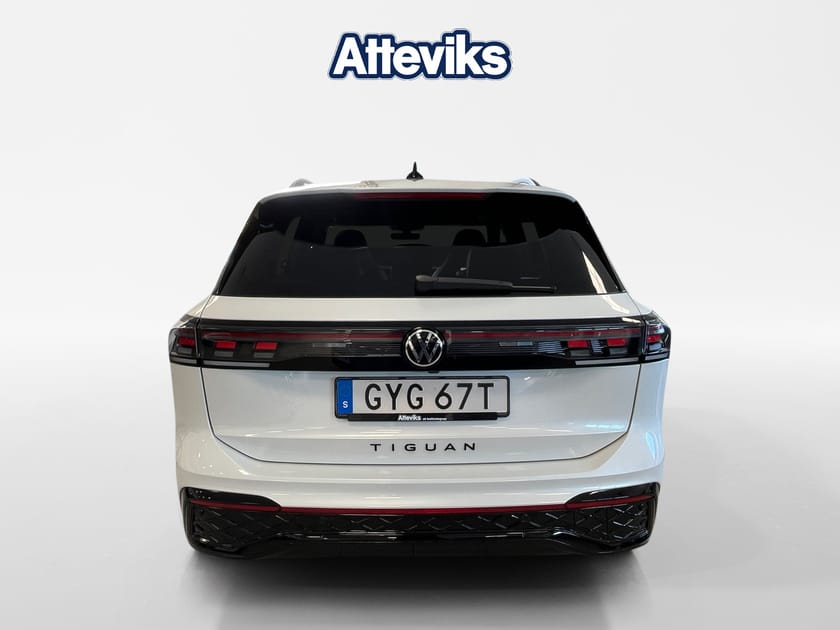 Bild 4 av Volkswagen Tiguan eHybrid R-Line 1.5 272hk *Panoramaglastak/Keyless*