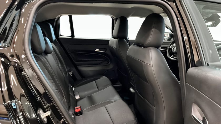 Bild 5 av Jeep Avenger e-Hybrid ALTITUDE MHEV FWD FRIA VINTERHJUL*