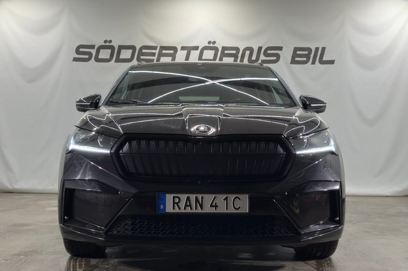 Bild 4 av Škoda Enyaq iV 80x SPORTLINE VPUMP 12 MÅN GARANTI VINTERDÄCK MOMSBIL