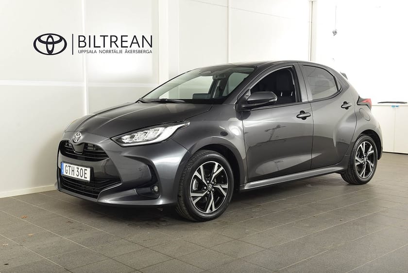 Bild 1 av Toyota Yaris Hybrid 115 1,5 Elhybrid Active Plus Moms
