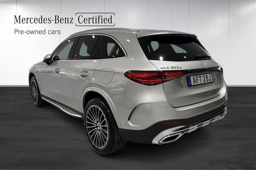 Bild 4 av Mercedes-Benz GLC 300 e 4MATIC 300e AMG