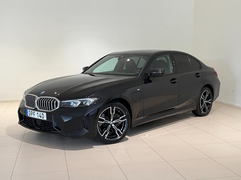 Bild 1 av BMW 330e Sedan M-Sport, Drag, Värmare, Adpt Fart, HiFi,Rattvärme,Navi