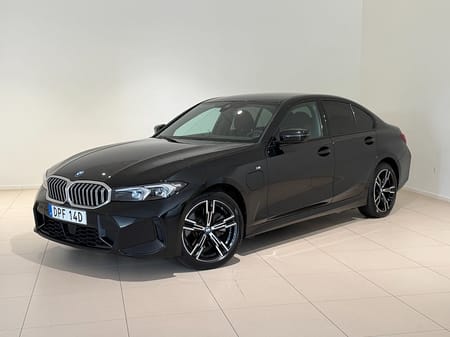 BMW 330e Sedan M-Sport, Drag, Värmare, Adpt Fart, HiFi,Rattvärme,Navi
