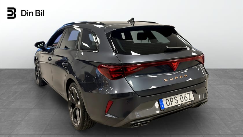Bild 3 av CUPRA Leon Sportstourer 1.5 eTSI 150hk, B-Kamera Drag Carplay