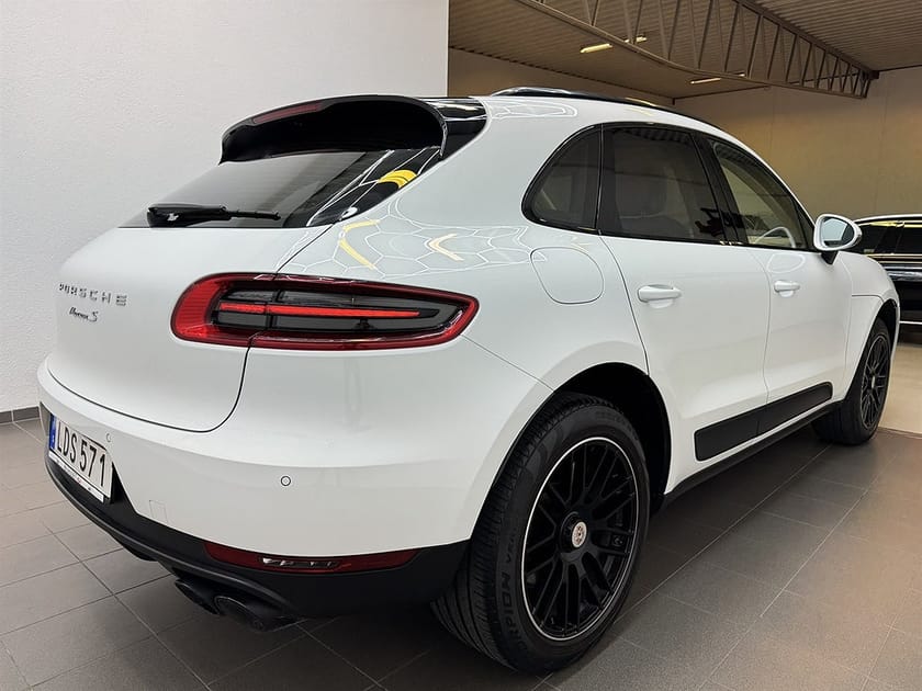 Bild 2 av Porsche Macan S Diesel PDK 258hk Pano/Värmare/Navi/Läder/Nyservad
