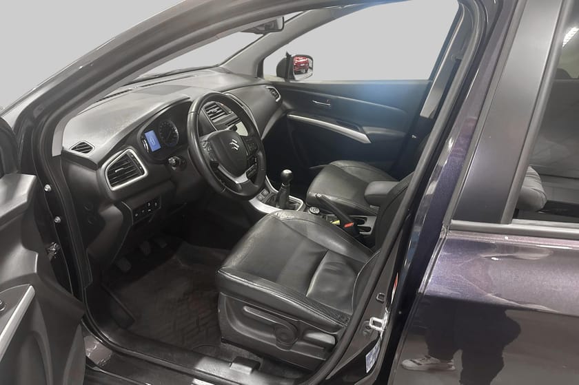 Bilde 5 av Suzuki SX4 S-Cross 4x4/ Skinn/ Manuell/ Hengerfeste