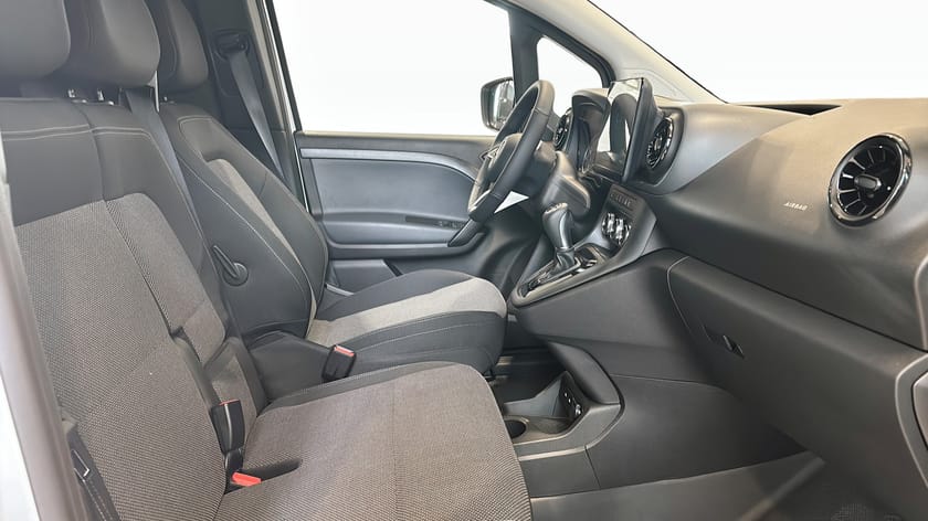 Bild 3 av Mercedes-Benz Citan 110 CDI SKÅP L1 SPECIAL EDITION