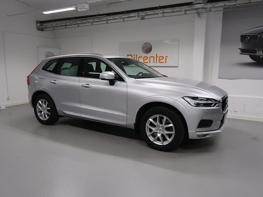 Bild 4 av Volvo XC60 D4 AWD V-Däck ingår Drag-Navi-Kamera-Värmare-VoC-CarPla