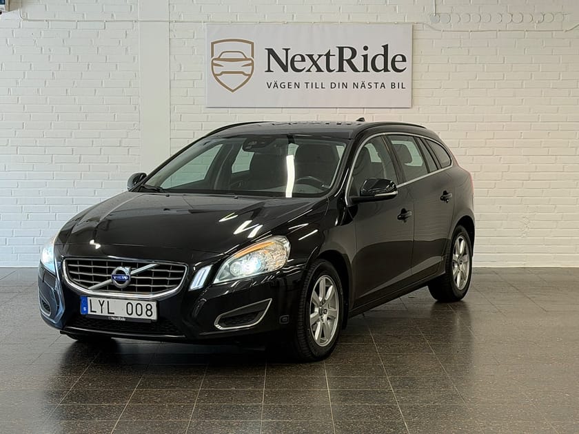 Bild 2 av Volvo V60 D5 Momentum Euro 5 |1 Ägare | Drag | NyServad | NyBes |