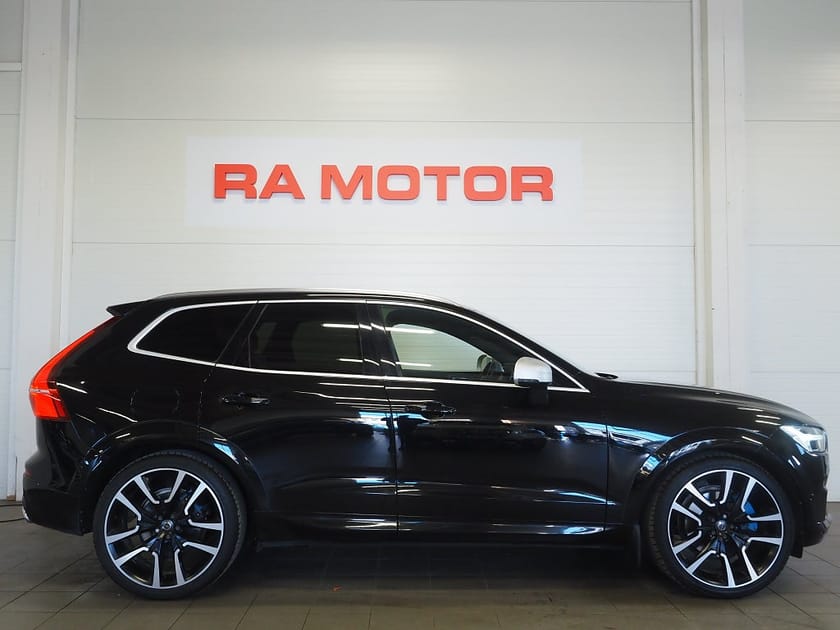 Bild 4 av Volvo XC60 T5 AWD 250hk R-Design |Luftfjädring|Pano|Drag|22"|