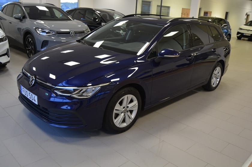 Bild 3 av Volkswagen Golf Sportscombi 1.5 eTSI 130 DSG7 Backkamera / Navi