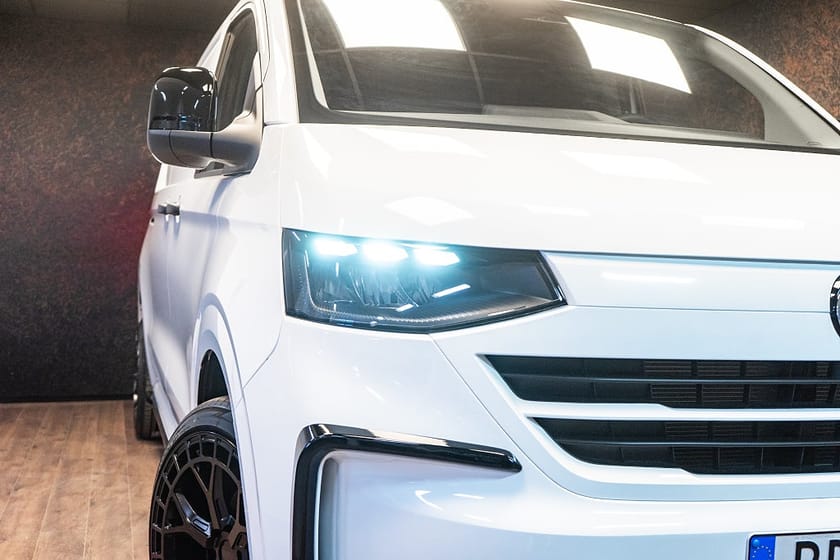 Bild 5 av Volkswagen Transporter 2.0 TDI 4M | MOMS | 2X Dörr | 20" | Värm | 3721 kr/mån