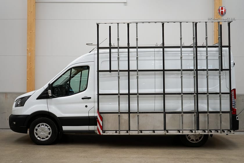 Bild 1 av Ford E-Transit 350 Glasställning Verkstadsinredning MOMS Kamera Carpla