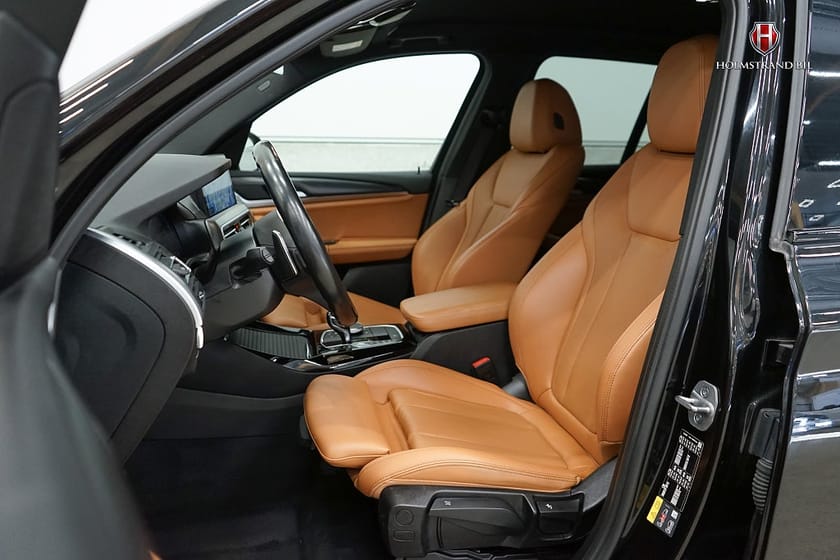 Bild 3 av BMW X3 xDrive30e 292hk M Sport Drag Värme Hifi B-kam Cognac