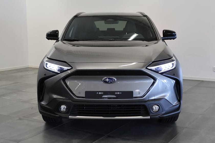 Bild 2 av Subaru Solterra 72.6 kWh AWD Touring + Panorama Demobil