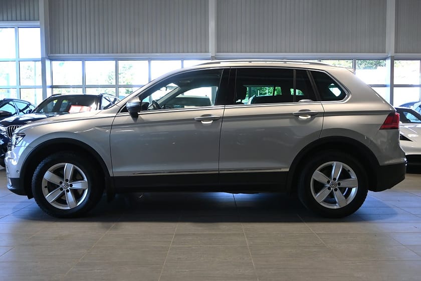 Bild 2 av Volkswagen Tiguan 2.0 TSI BMT 4Motion Executive Drag Värmare Adaptiv fart