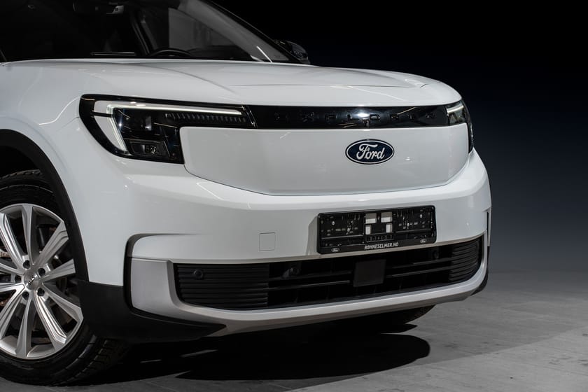 Bilde 2 av Ford Explorer EV Extended Range AWD / KROK / V.PUMPE / FØRER.ASS