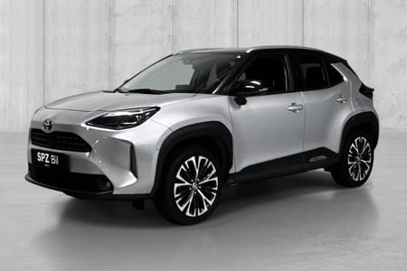 Toyota Yaris Cross Hybrid AWD-i Executive AWD – JBL | HUD | Norsk bil