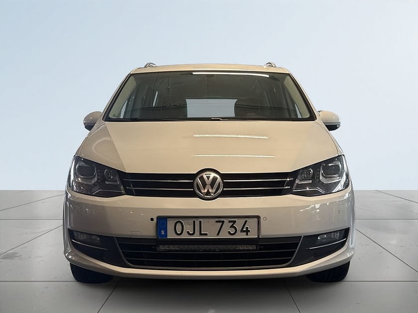 Bild 2 av Volkswagen Sharan 7-seater 2.0 TDI 4Motion GT 7-Sits/D-värm/Drag/Kamera/SoV-däck