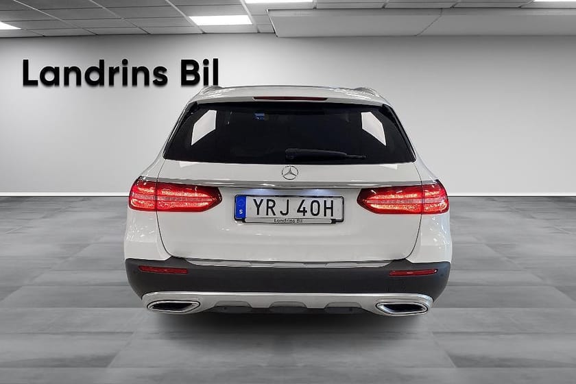 Bild 5 av Mercedes-Benz E 220 d 4MATIC All-Terrain Pano Drag Värmare 360 Burmeste