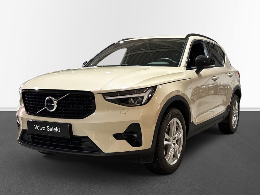 Bild 1 av Volvo XC40 B3 FWD Bensin Plus Dark