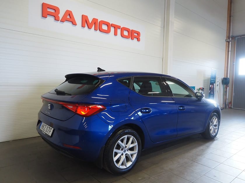 Bild 5 av SEAT Leon 1,0 TSI 110hk 5d Style Pluspaket Komfortpaket Cockpit