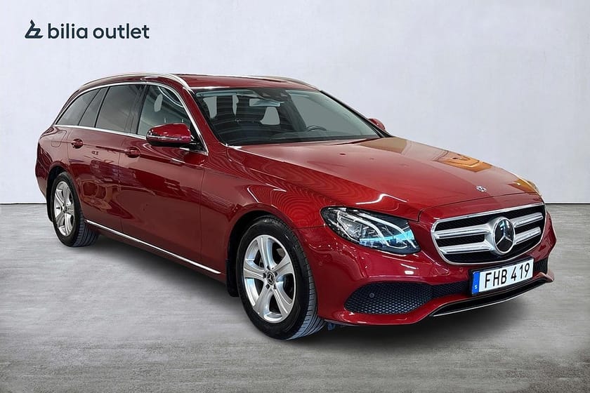 Bild 2 av Mercedes-Benz E 220 T d Avantgarde B-kam Drag Navi Döda Vinkel