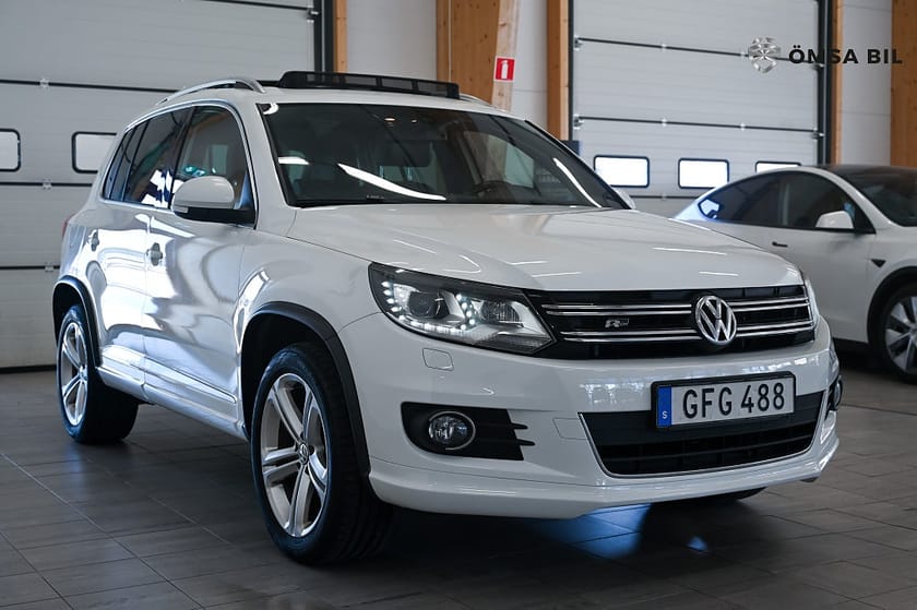 Bild 3 av Volkswagen Tiguan 2.0 TDI 4Motion R Line Panorama Värmare 184hk